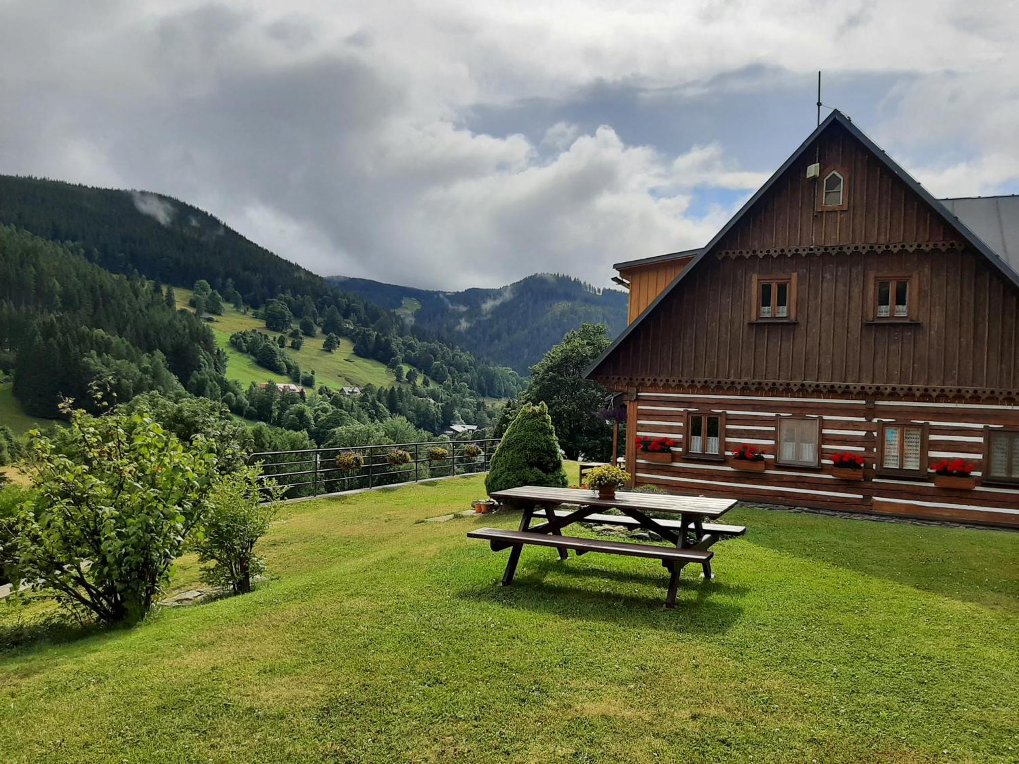 Bouda Na Ceste Pec pod Snezkou Exterior photo